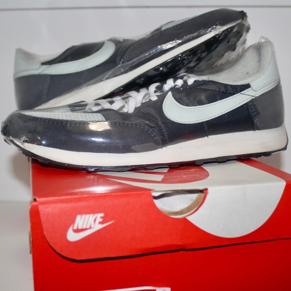 NIKE WAFFLE CHALLENGER OG MENS SIZE 8 - Picture 1 of 4